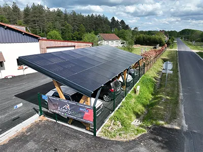 maison-panneau photovoltaïque intégré tuile de pays